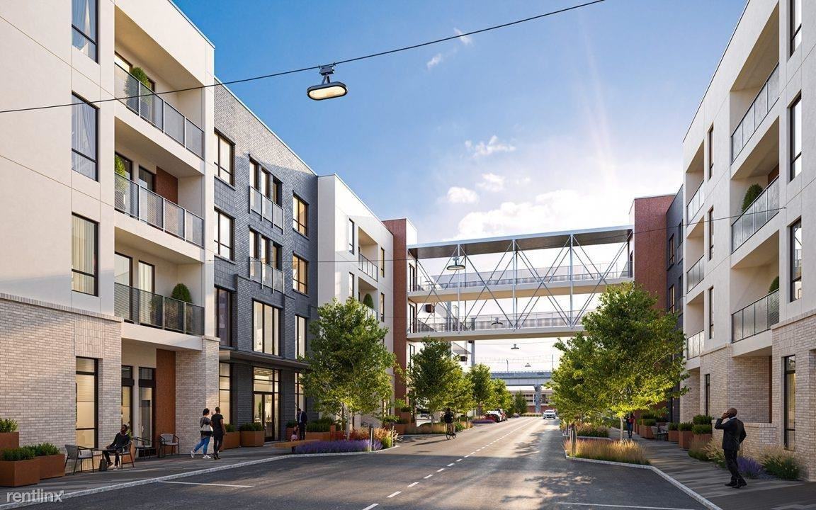 1005 11th St - Photo 2 of 16