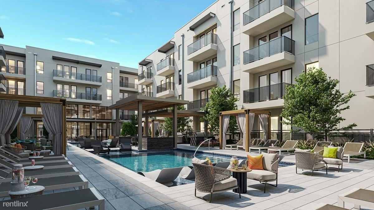 1005 11th St - Photo 3 of 16