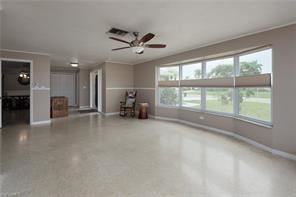 1592 Manchester Blvd - Photo 3 of 14