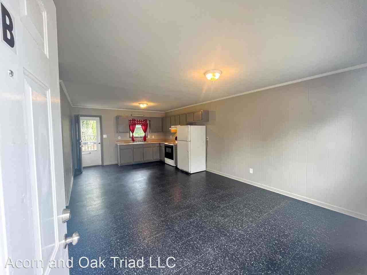638 S Elm St - Photo 2 of 23