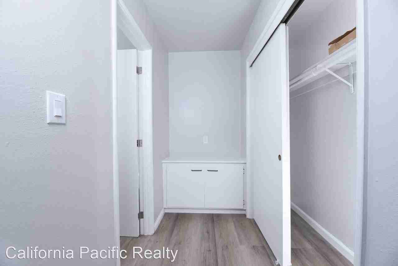 1618 Fairview Street - Photo 3 of 14