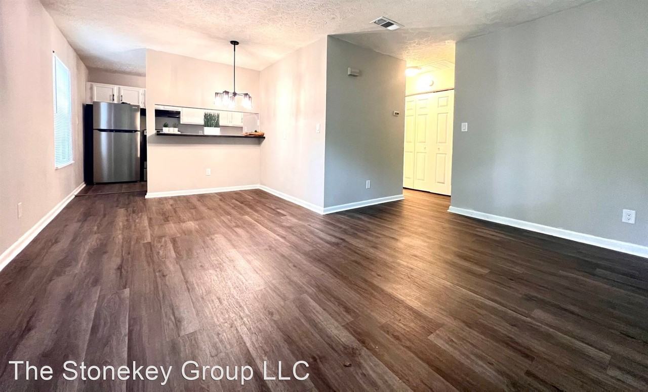 Renovated charming 2 bedroom Bloom at Bellemeade! - Photo 3 of 10