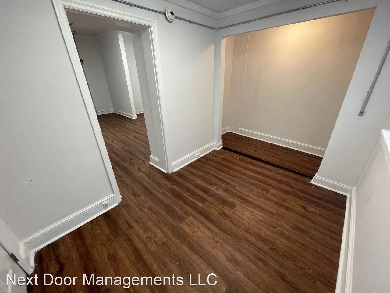 9415 BUSTLETON AVE - Photo 3 of 10