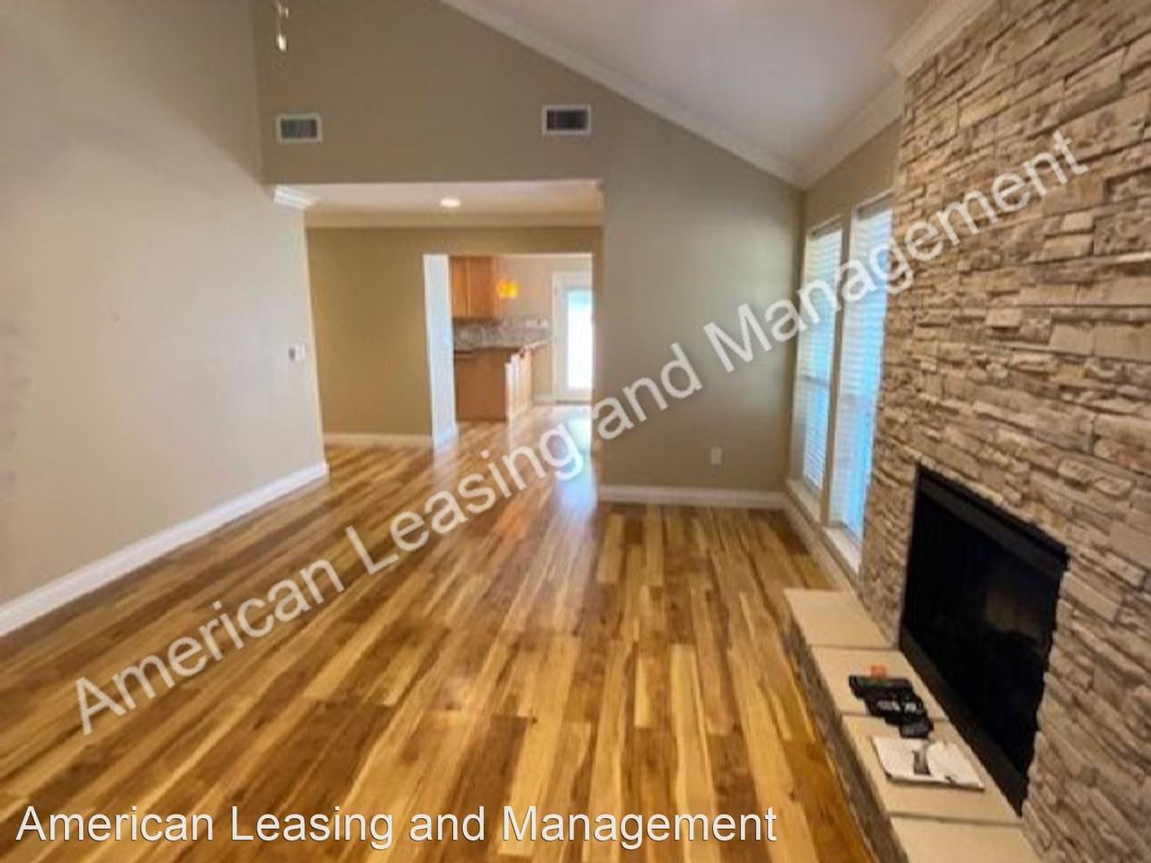 16 Windsor Ct - Photo 3 of 31