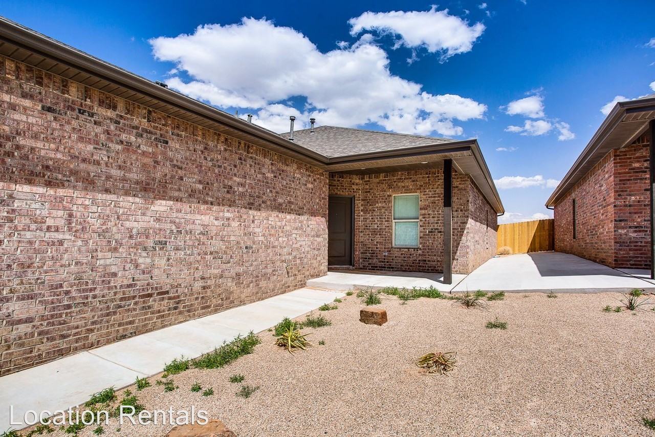 1718 Corpus Ave - Photo 3 of 19