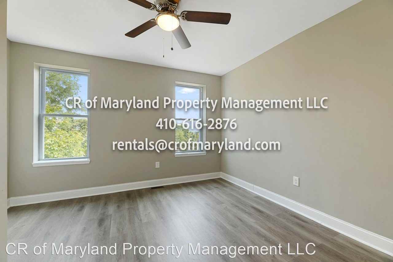 634 Denison St - Photo 2 of 20