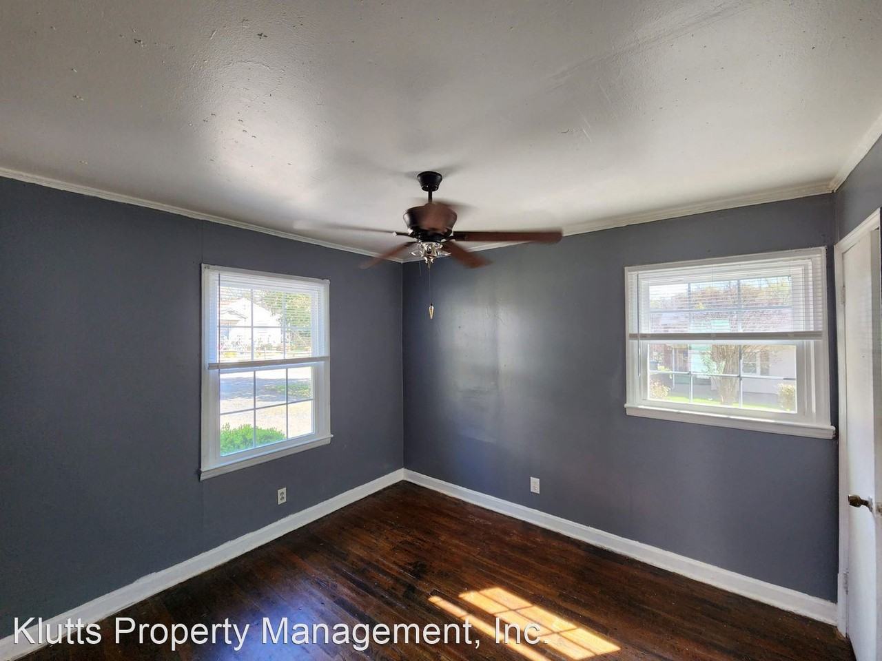 3115 Seymour Dr - Photo 3 of 10