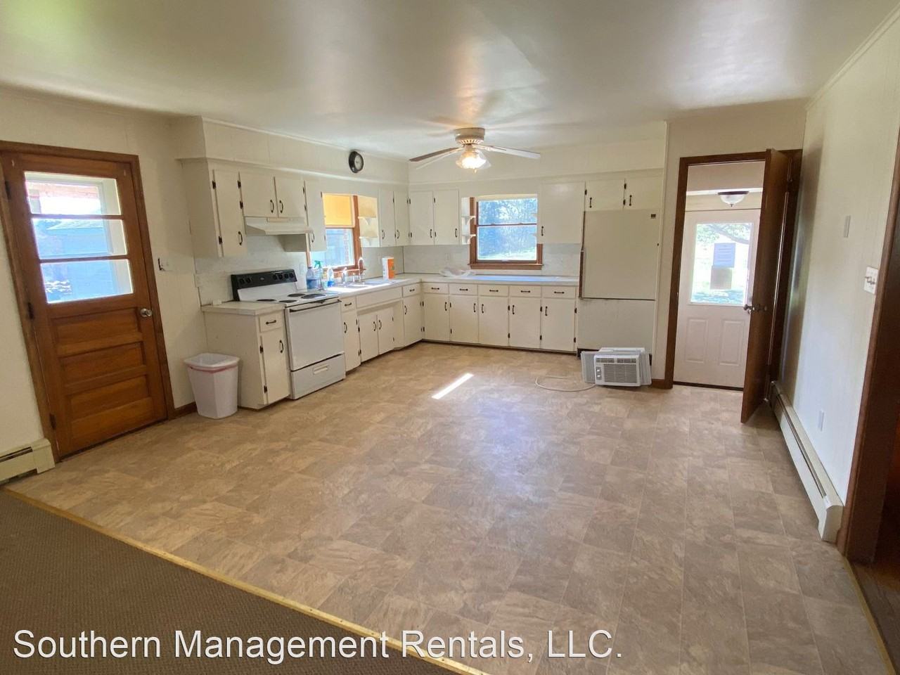 780 Chestnut Hill Rd - Photo 3 of 11