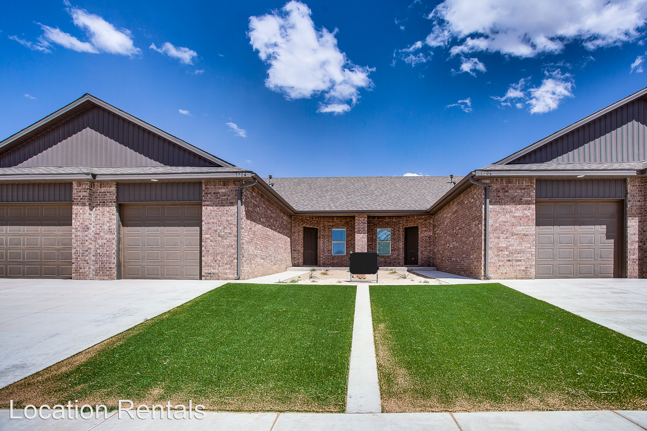 1712 Corpus Ave - Photo 2 of 15
