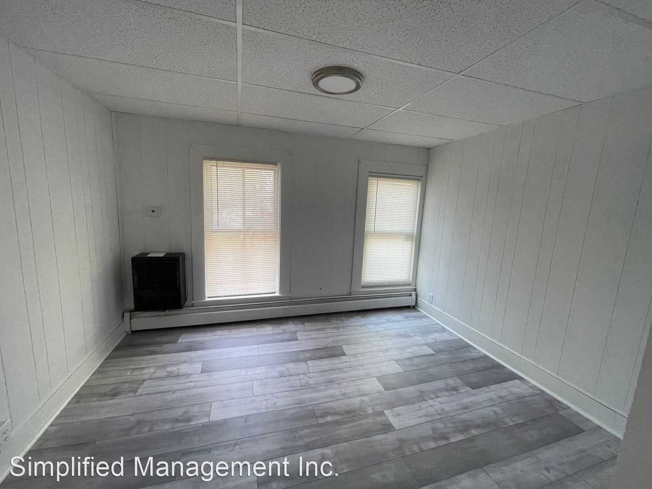 343 Main St, Farmington, NH - Photo 3 of 7