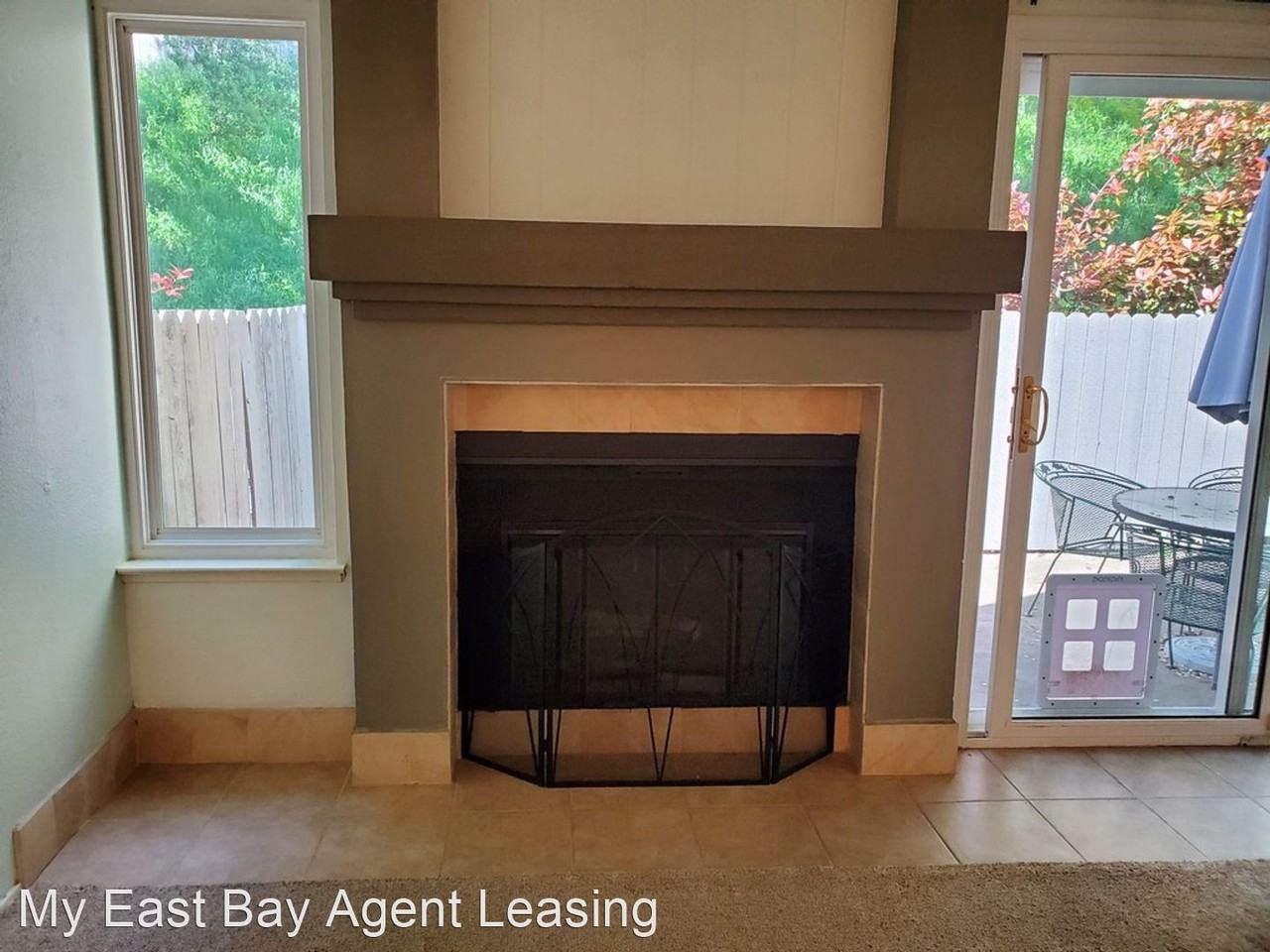 181 Brighton St - Photo 3 of 21