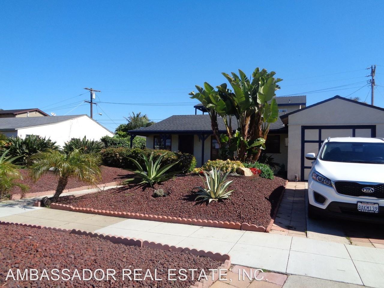 1830 S Ditmar St - Photo 2 of 9