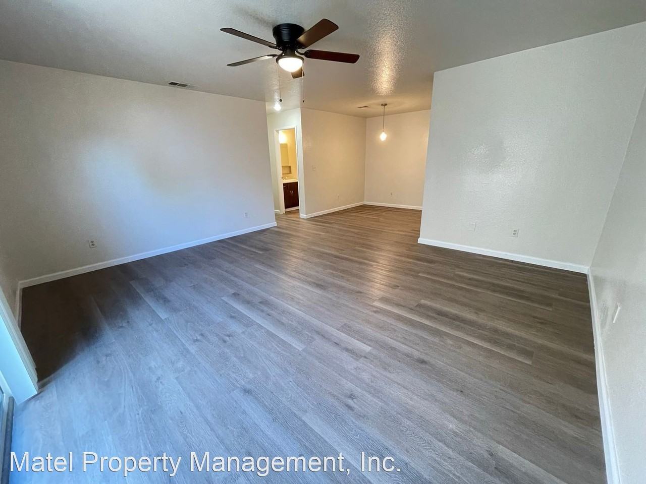 5904 & 5906  STRETCH DR - Photo 3 of 18