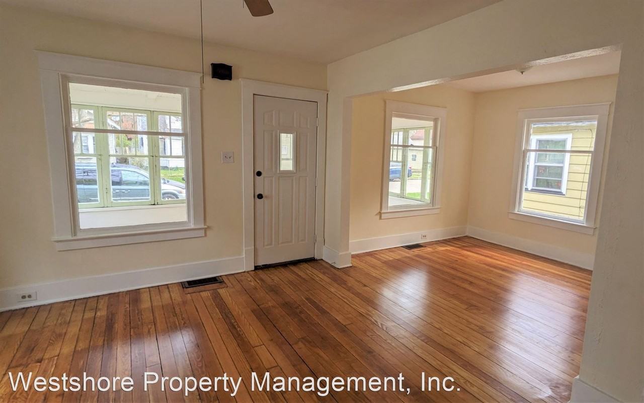 751 Allen Ave - Photo 3 of 9