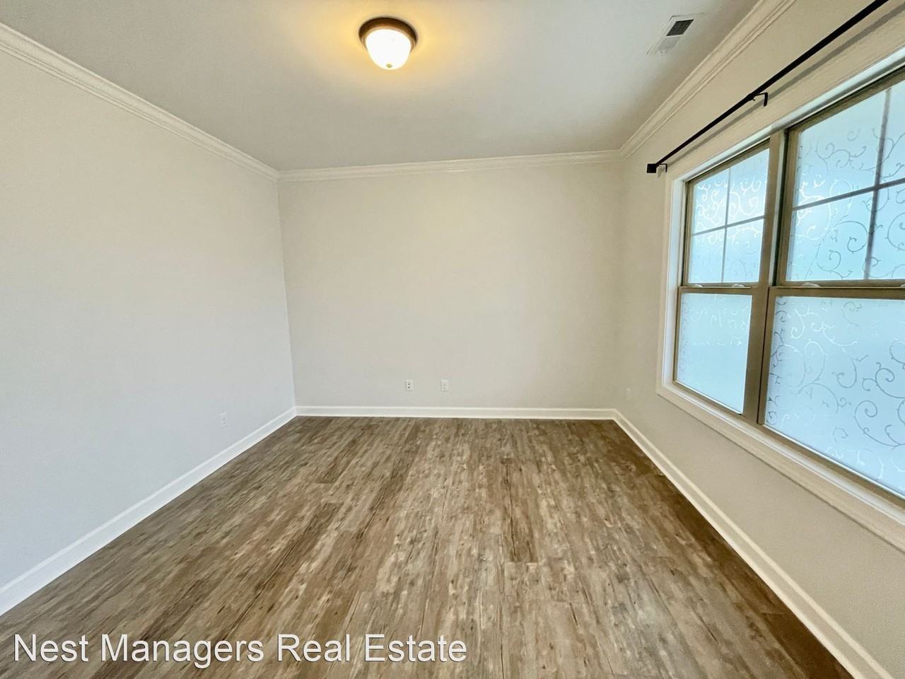 3037 Eagle Crest Ln - Photo 3 of 32