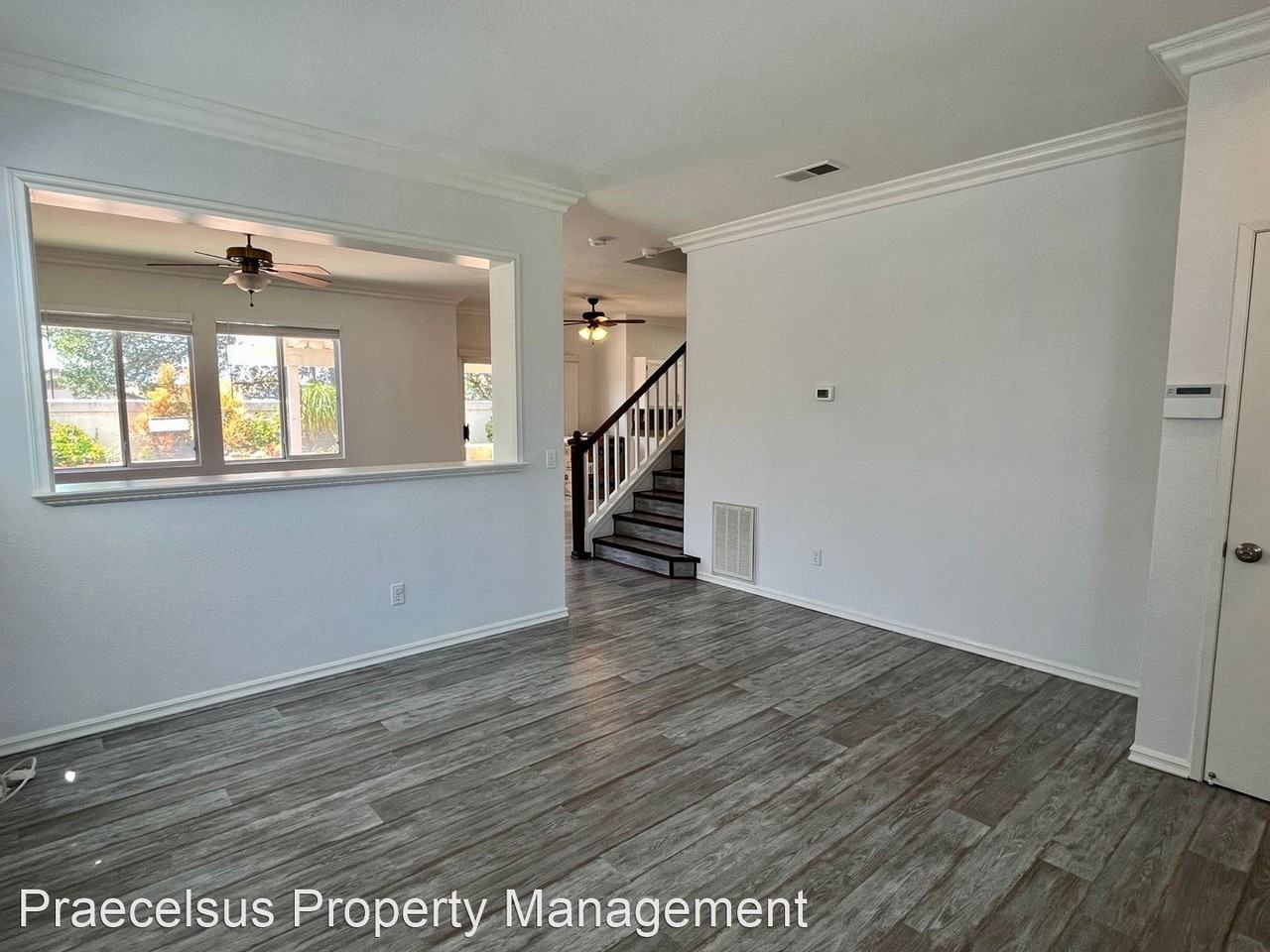 1488 Robles Dr - Photo 3 of 24
