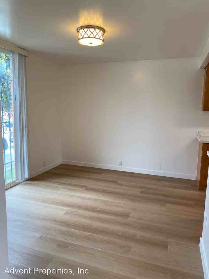 1243 Sunnydale Ave - Photo 3 of 33