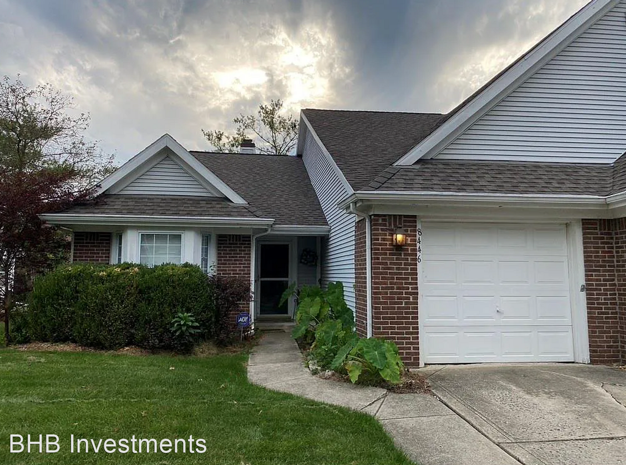 8446 Vilburnum Court, Indianapolis, IN 46260 2 Bedroom House for 1,399