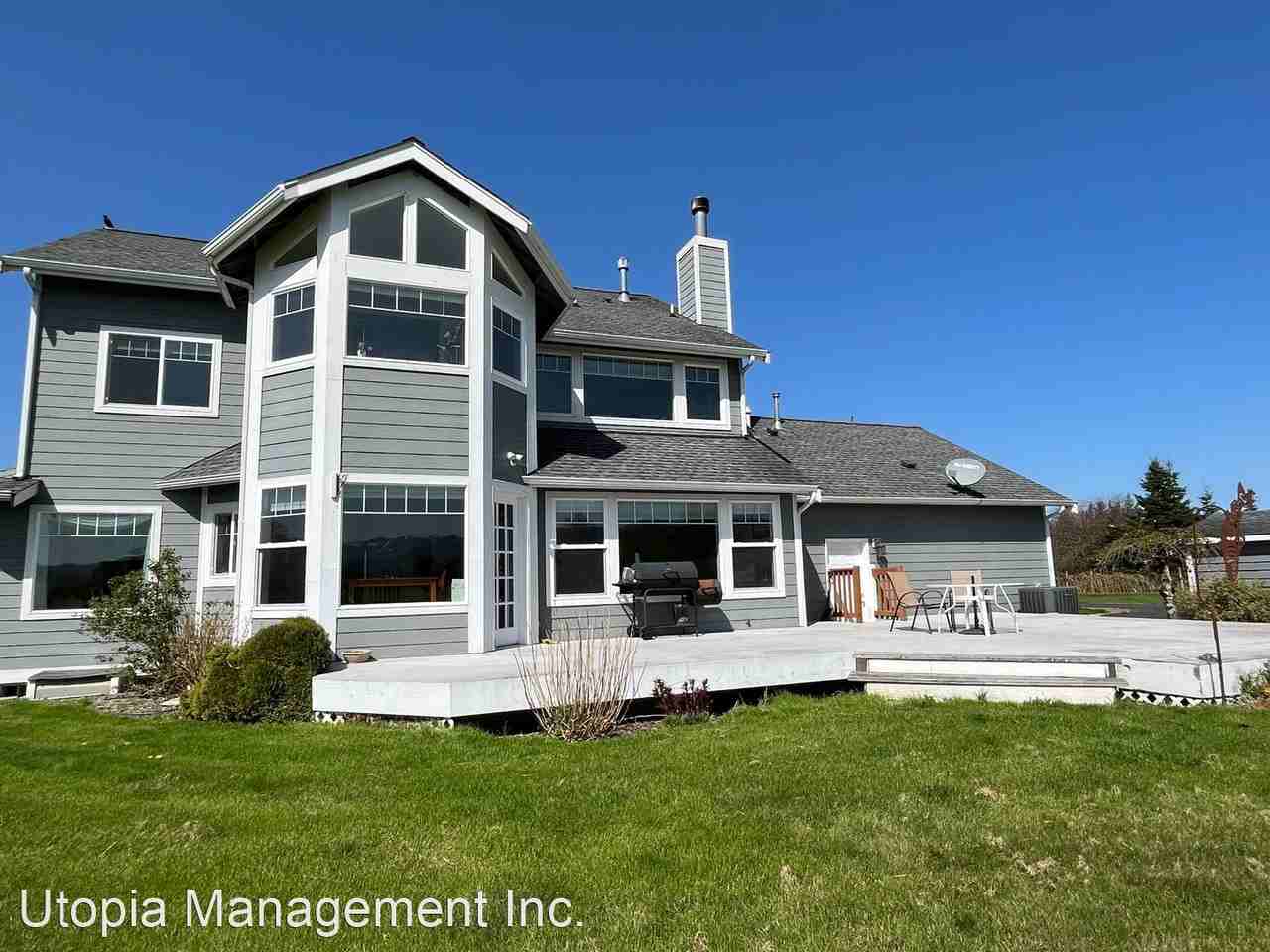 2792 Murphy Pl - Photo 2 of 34
