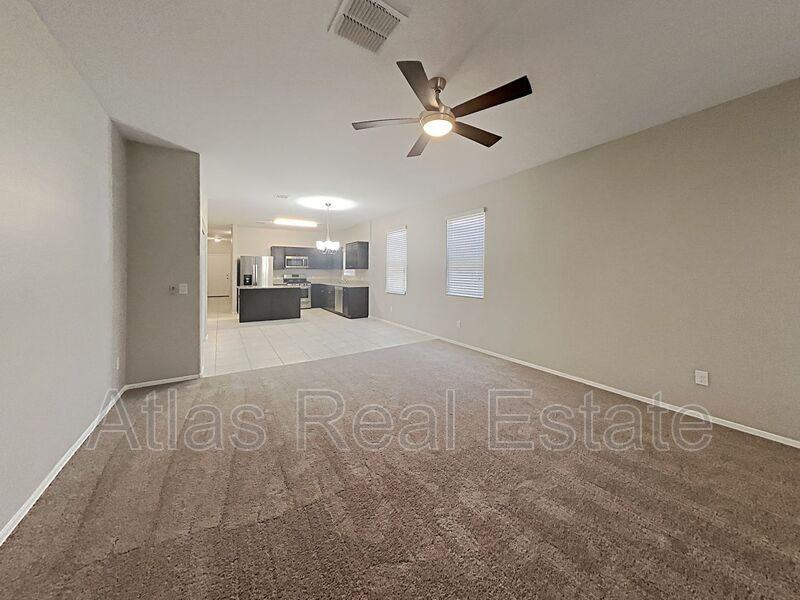 30210 W Pinchot Ave - Photo 2 of 17