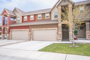 featured image of 198 E Segovia Ln