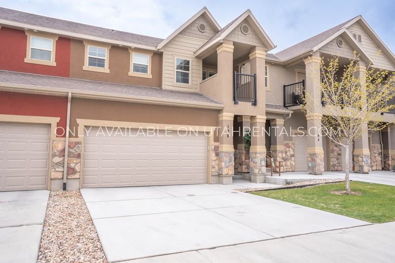 198 E Segovia Ln - Photo 2 of 26