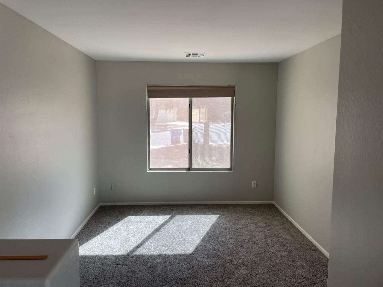 16541 N 165th Ave - Photo 7 of 34