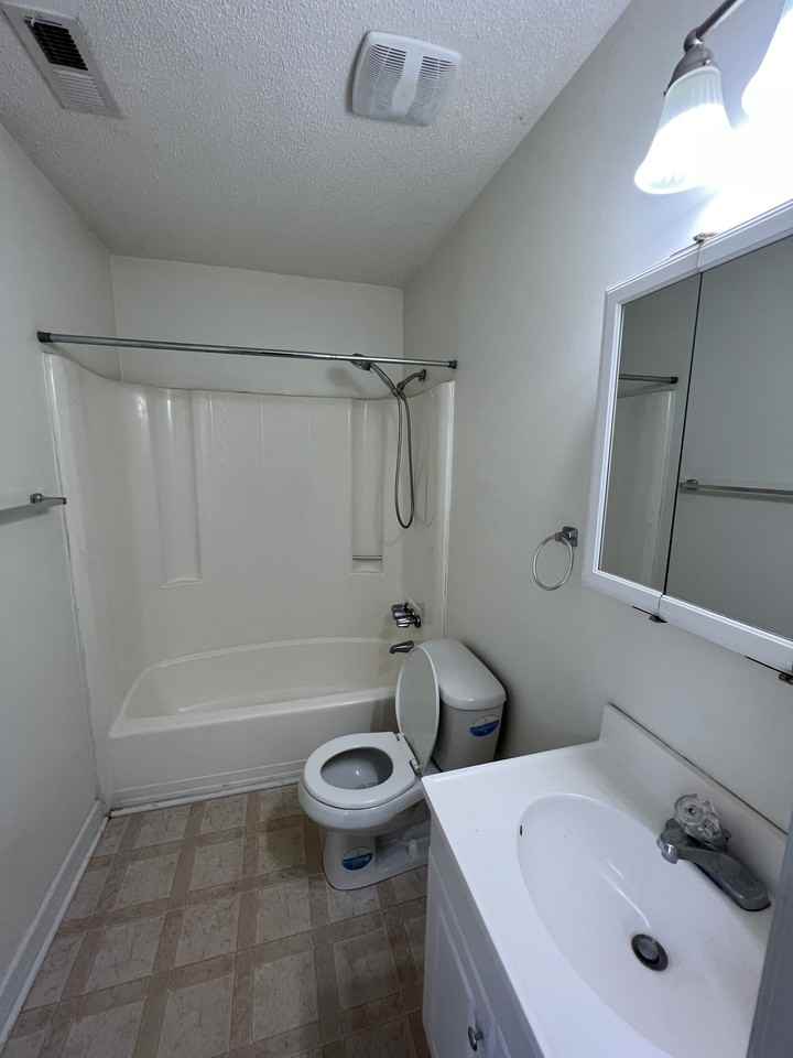 4724 Nc Hwye - Photo 3 of 21