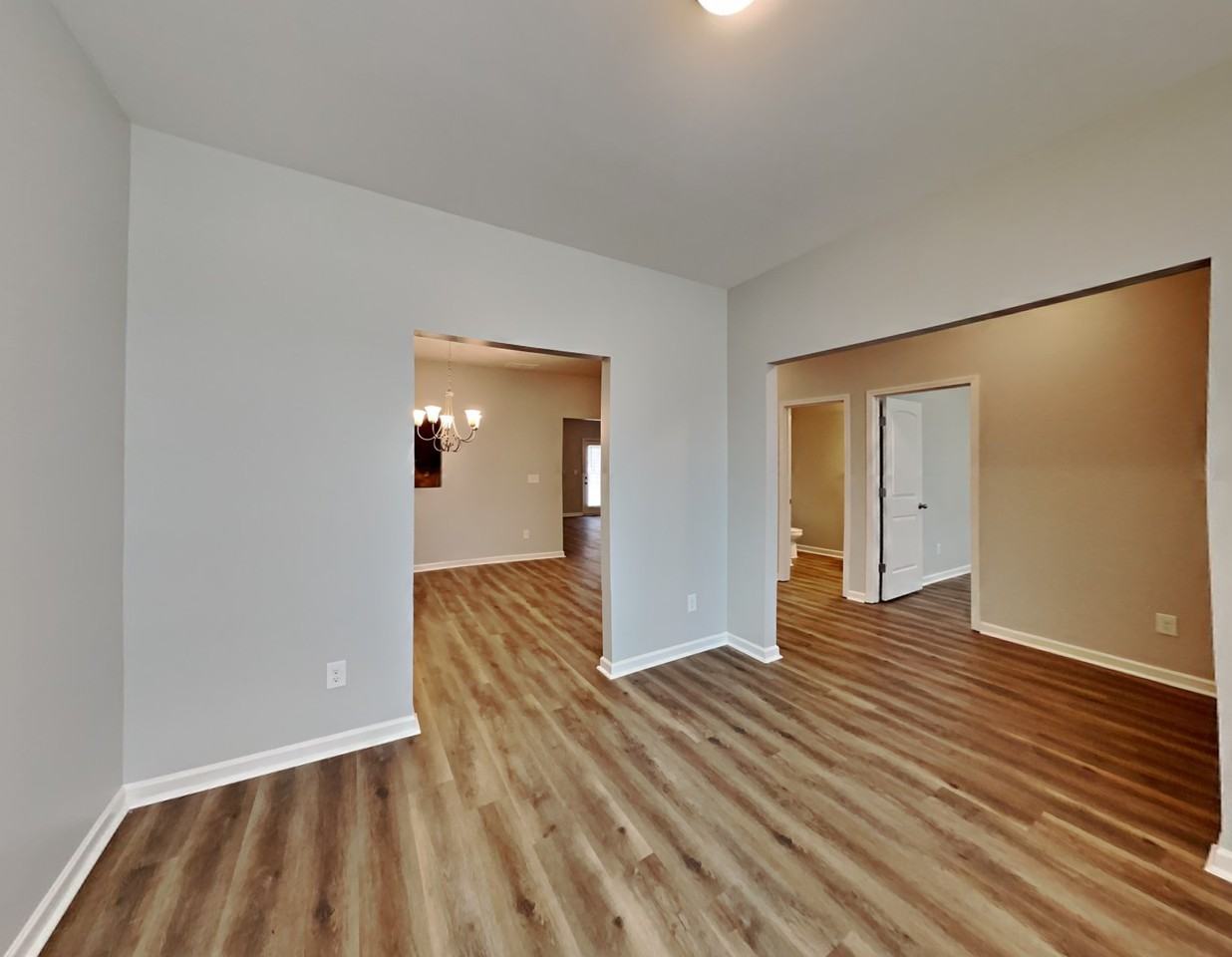 230 Daisy Cir - Photo 2 of 18