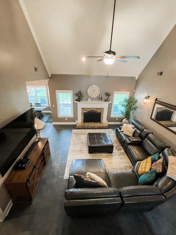 38 Wooten Oaks Cir - Photo 3 of 11