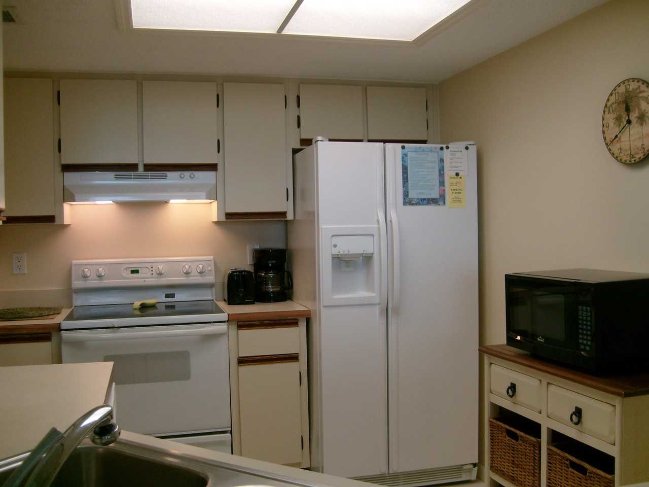 4453 S Atlantic Ave - Photo 3 of 9