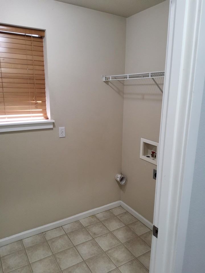 20377 Vassar Pl #14 - Photo 6 of 21