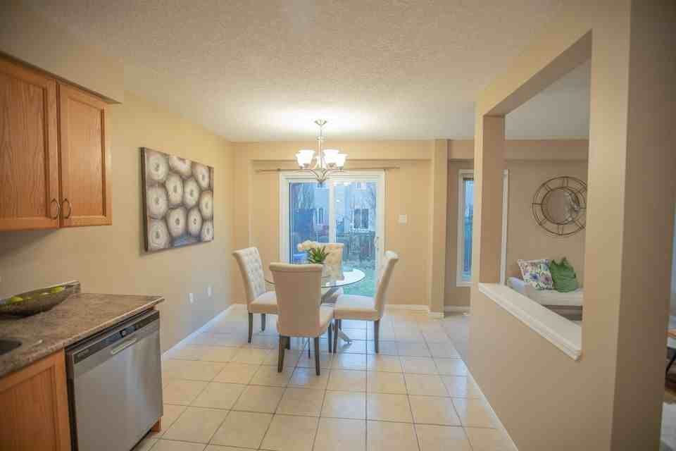 607 Goldthread Street - Photo 3 of 10