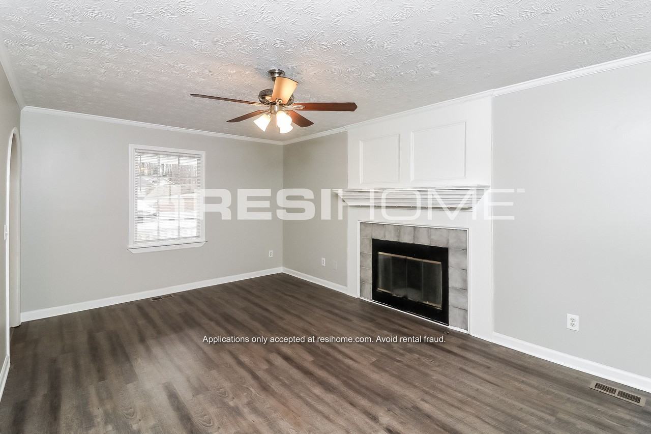 3810 Glade Ave - Photo 3 of 20