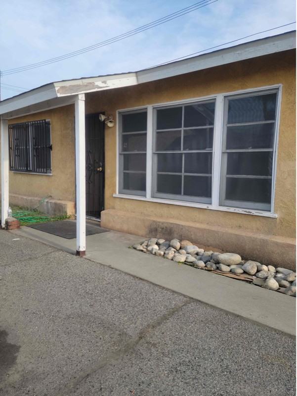 4915 Stewart Ave - Photo 2 of 8