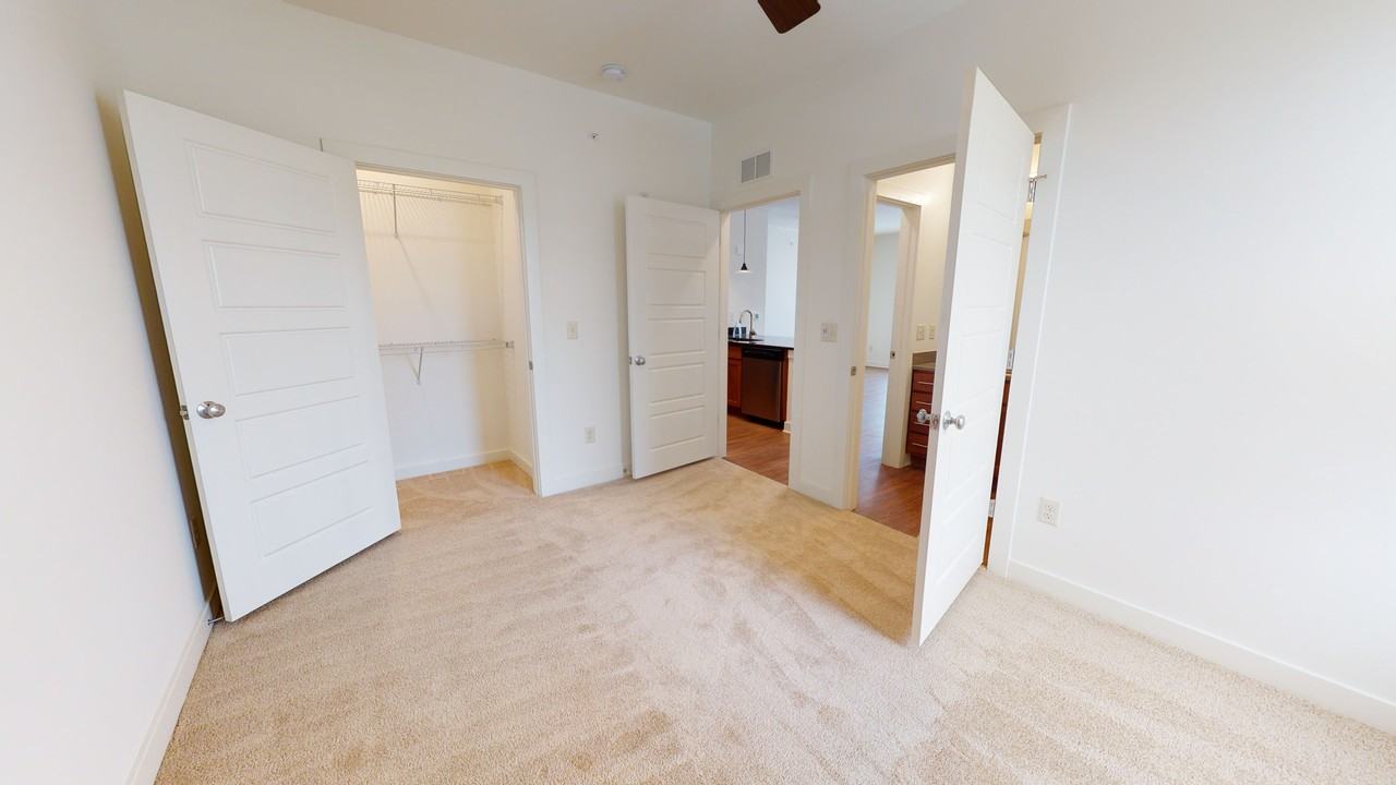 Preston Lake Apartments - Photo 2 of 5