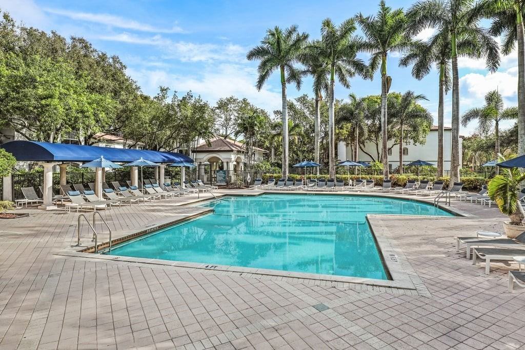 Apartments Near Boynton Beach The Cove at Boynton Beach Apartments for Boynton Beach Students in Boynton Beach, FL