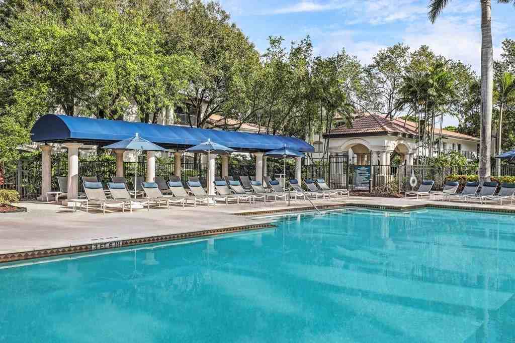 The Cove at Boynton Beach Apartments - Photo 3 of 35