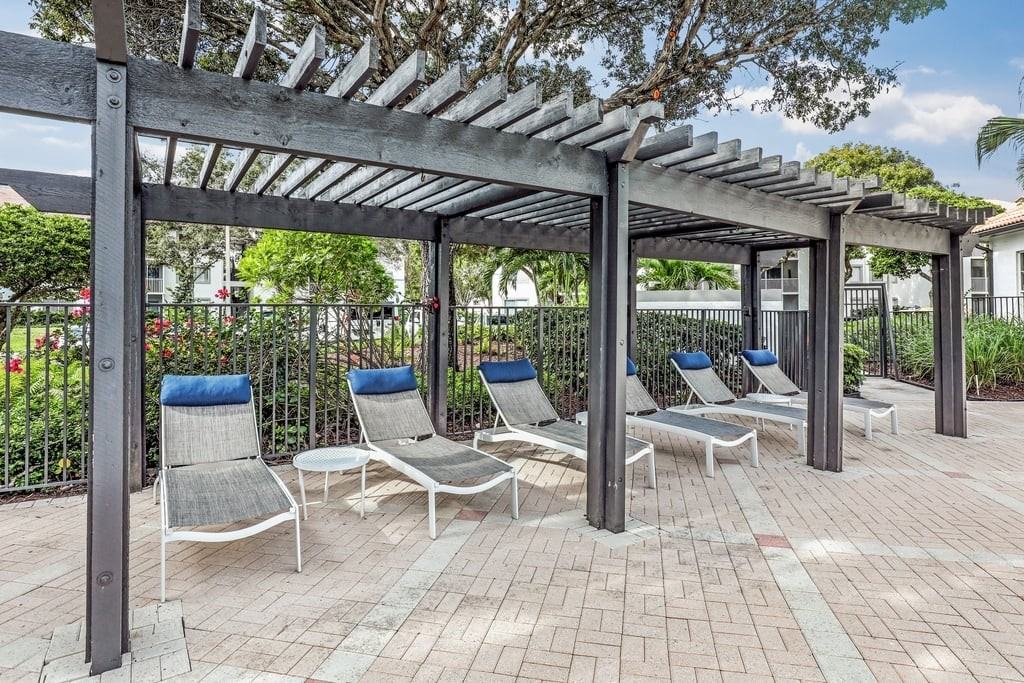 The Cove at Boynton Beach Apartments 100 Newlake Dr, Boynton Beach