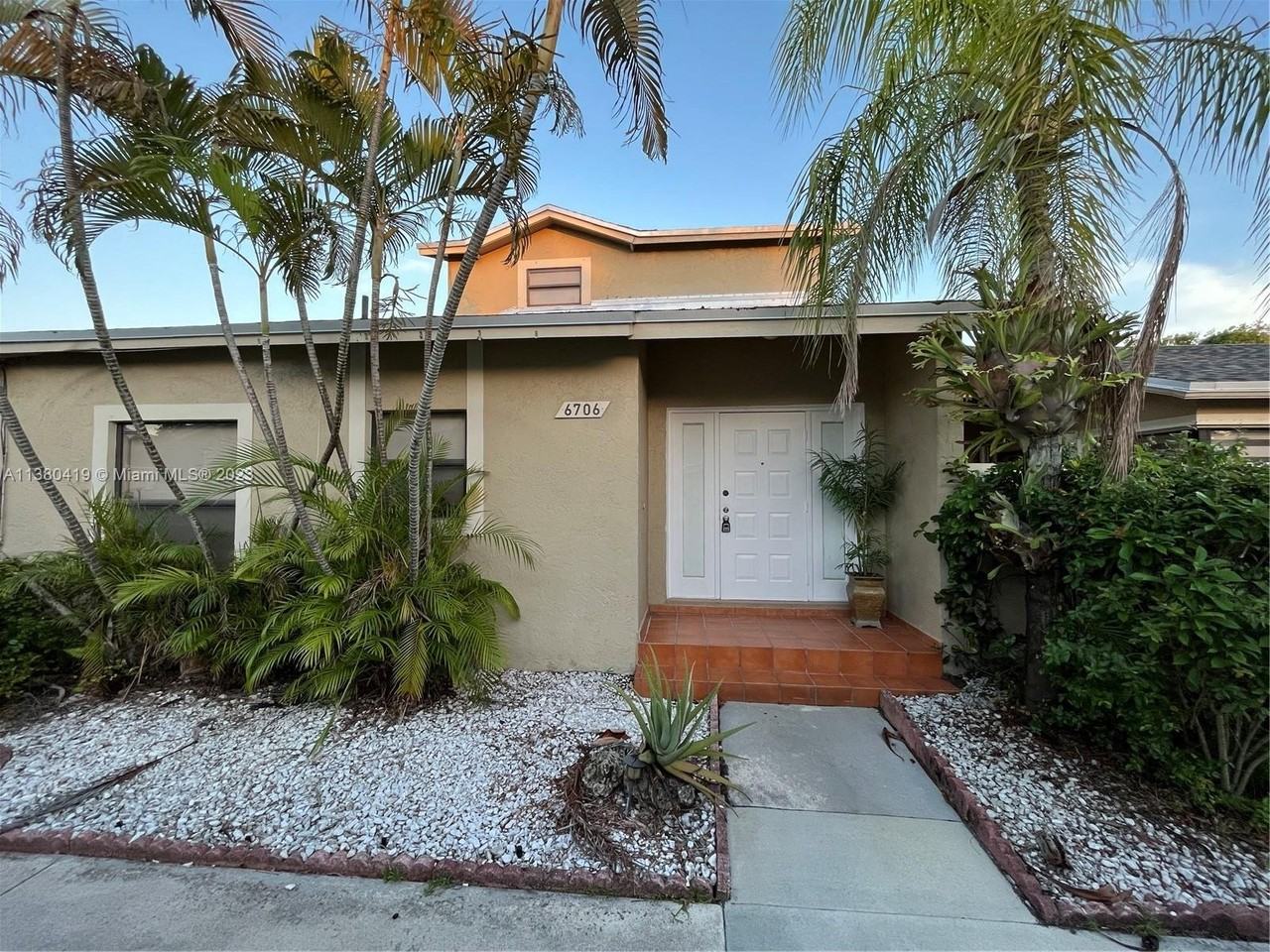 6706 Sw 152nd Ct #50-06