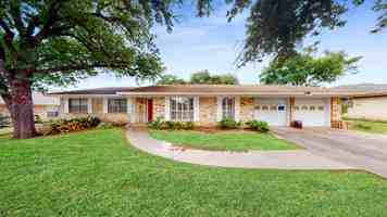 featured image of 2309 Oxford St #1