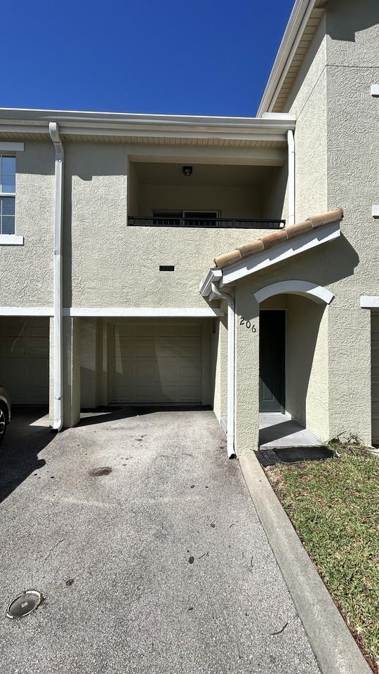 166 Sw Peacock Blvd #34-206 - Photo 2 of 17