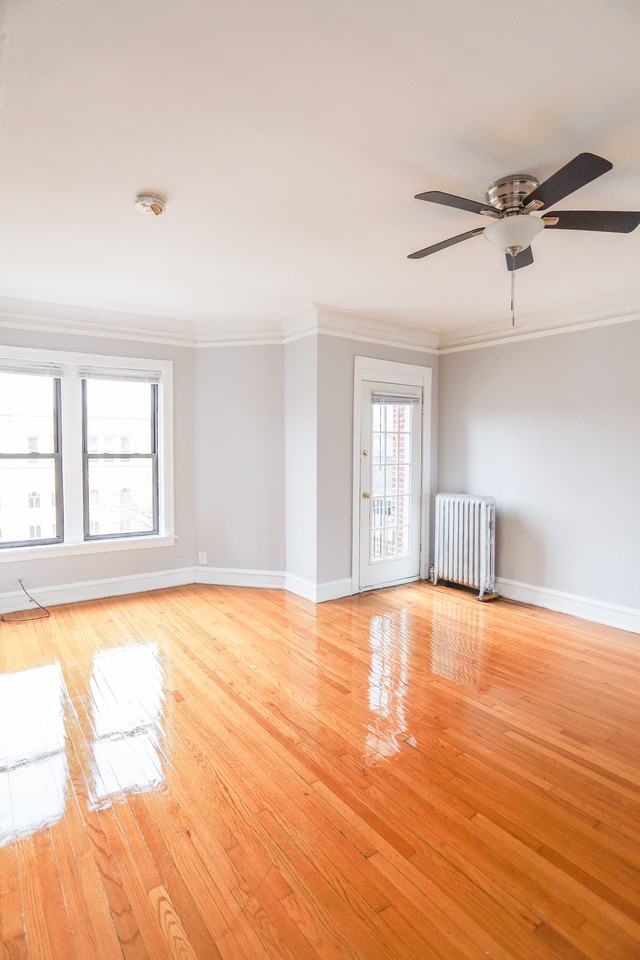 1606 W Morse Ave #3W - Photo 2 of 11