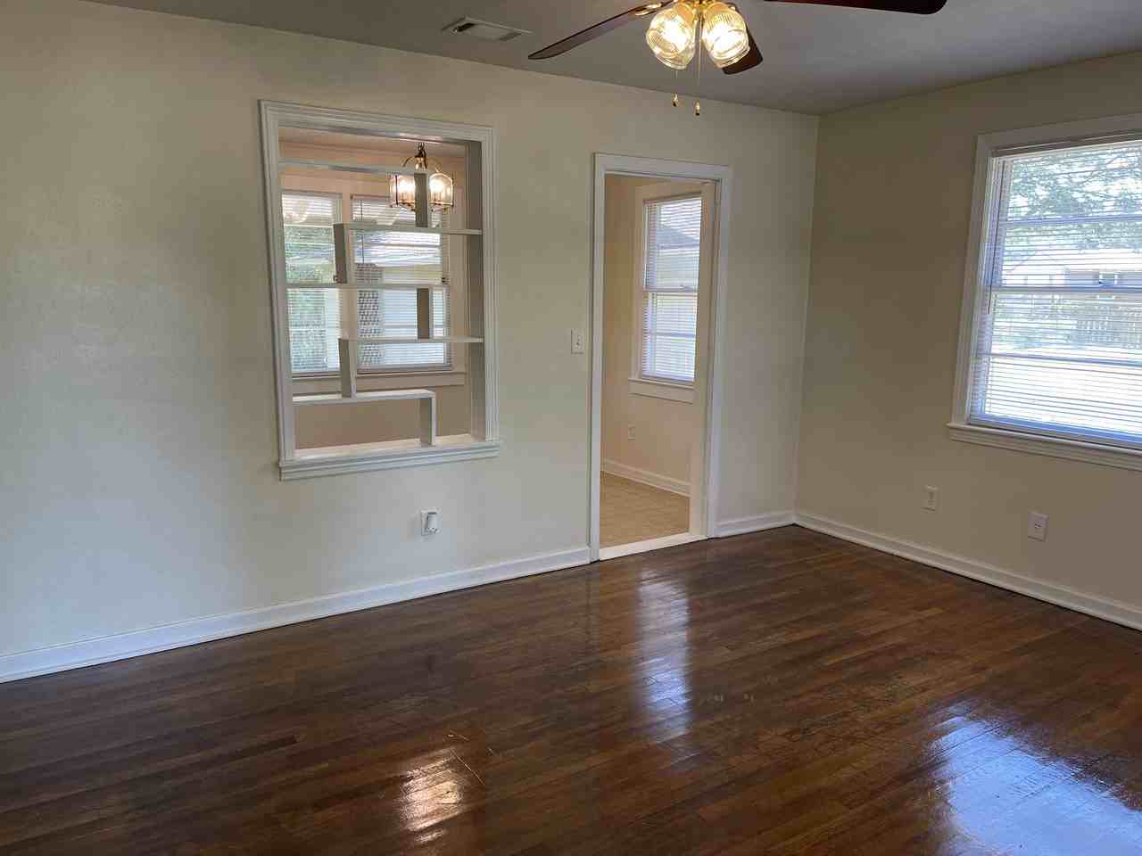 400 Frisco Road - Photo 2 of 9