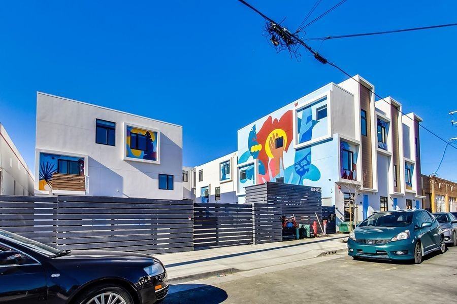 811 6th Ave #04E - Photo 2 of 38