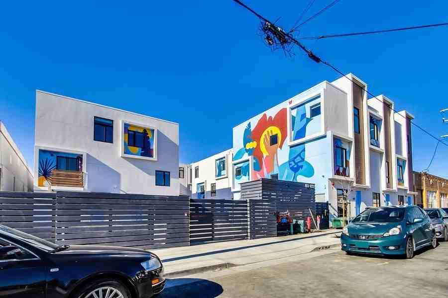 823 6th Ave #13D - Photo 2 of 38