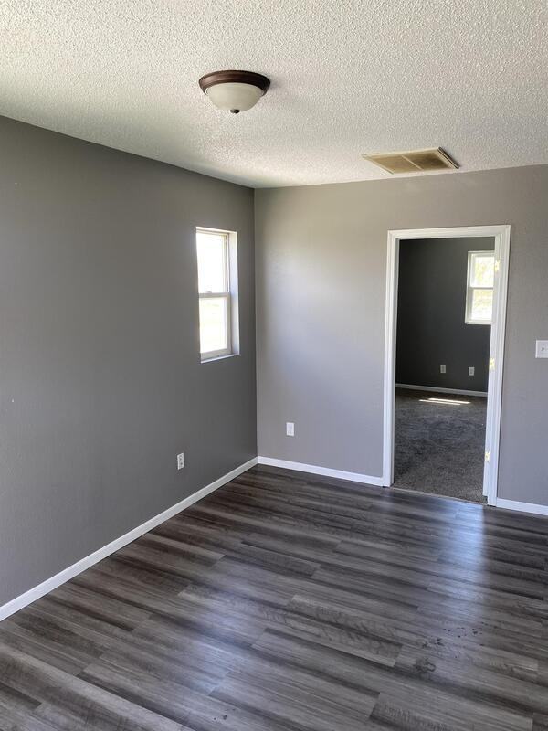 941 M St Sw - Photo 3 of 16