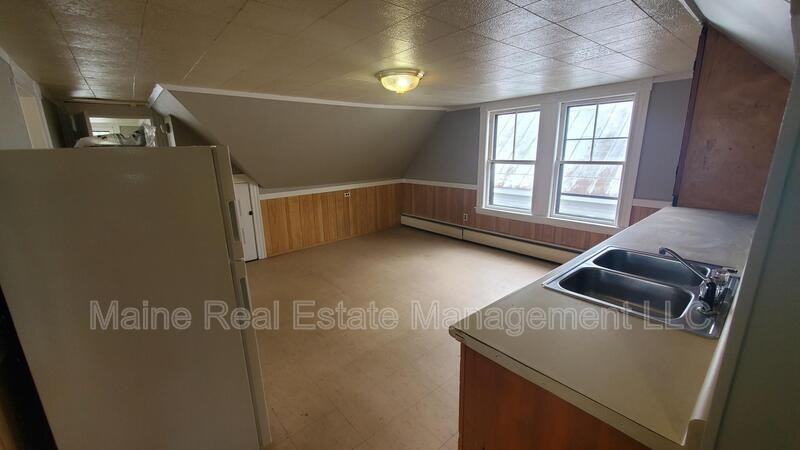 92 Clinton Ave #A3 - Photo 2 of 10