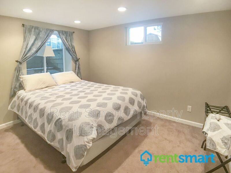 1016 Cherry St - Photo 3 of 16