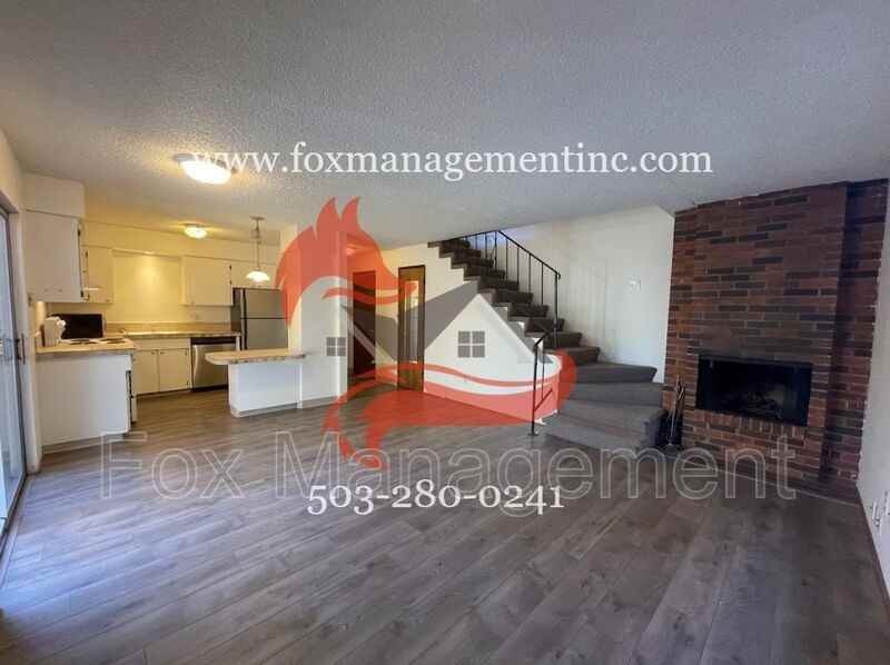 2651 Ne Wasco St - Photo 2 of 20